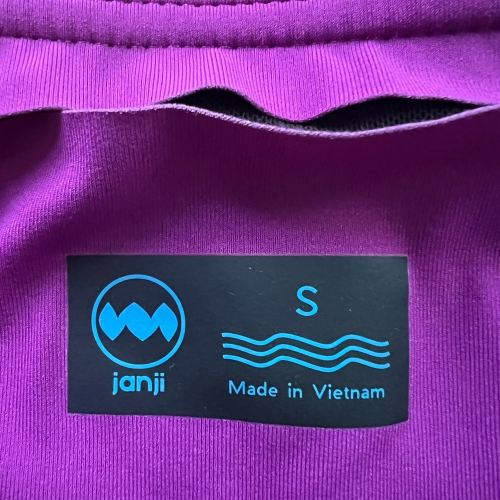 Janji Magenta Performance Bike Shorts - Picture 2 of 4